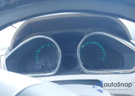 2010 Chevrolet Traverse Ls from USA, damaged, VIN 1GNLREED2AS106409